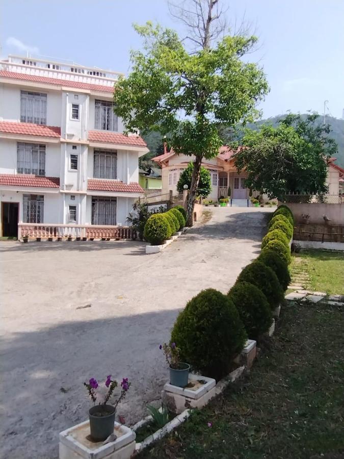 Castle Residency Hotel Shillong Exterior photo