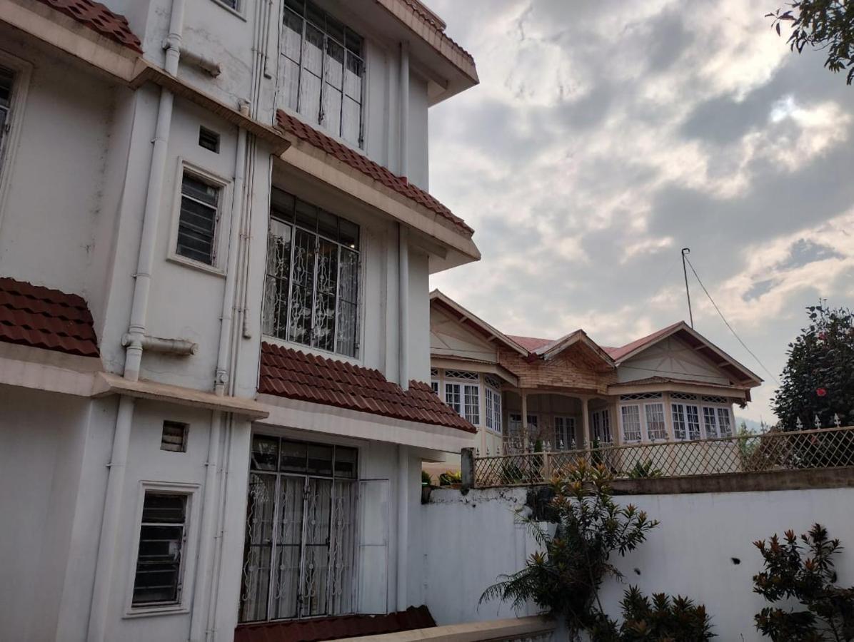 Castle Residency Hotel Shillong Exterior photo