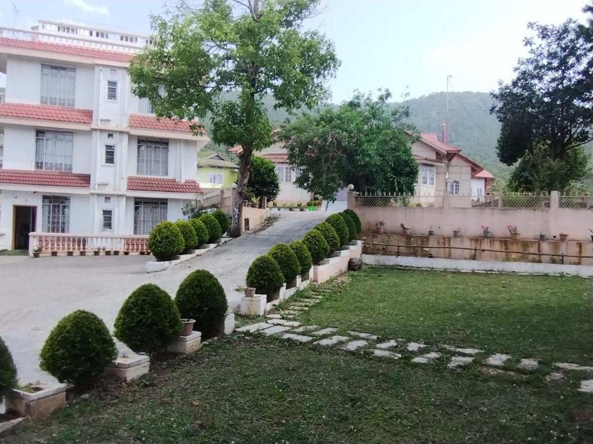 Castle Residency Hotel Shillong Exterior photo