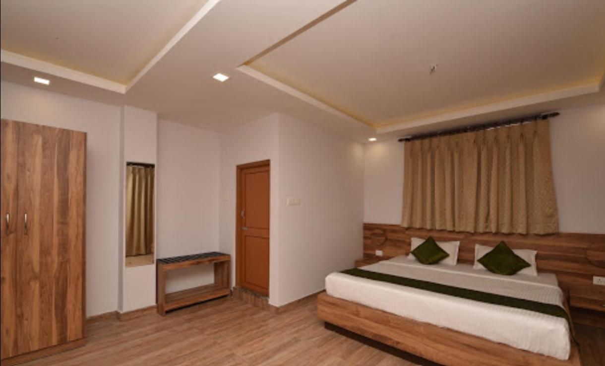 Castle Residency Hotel Shillong Exterior photo
